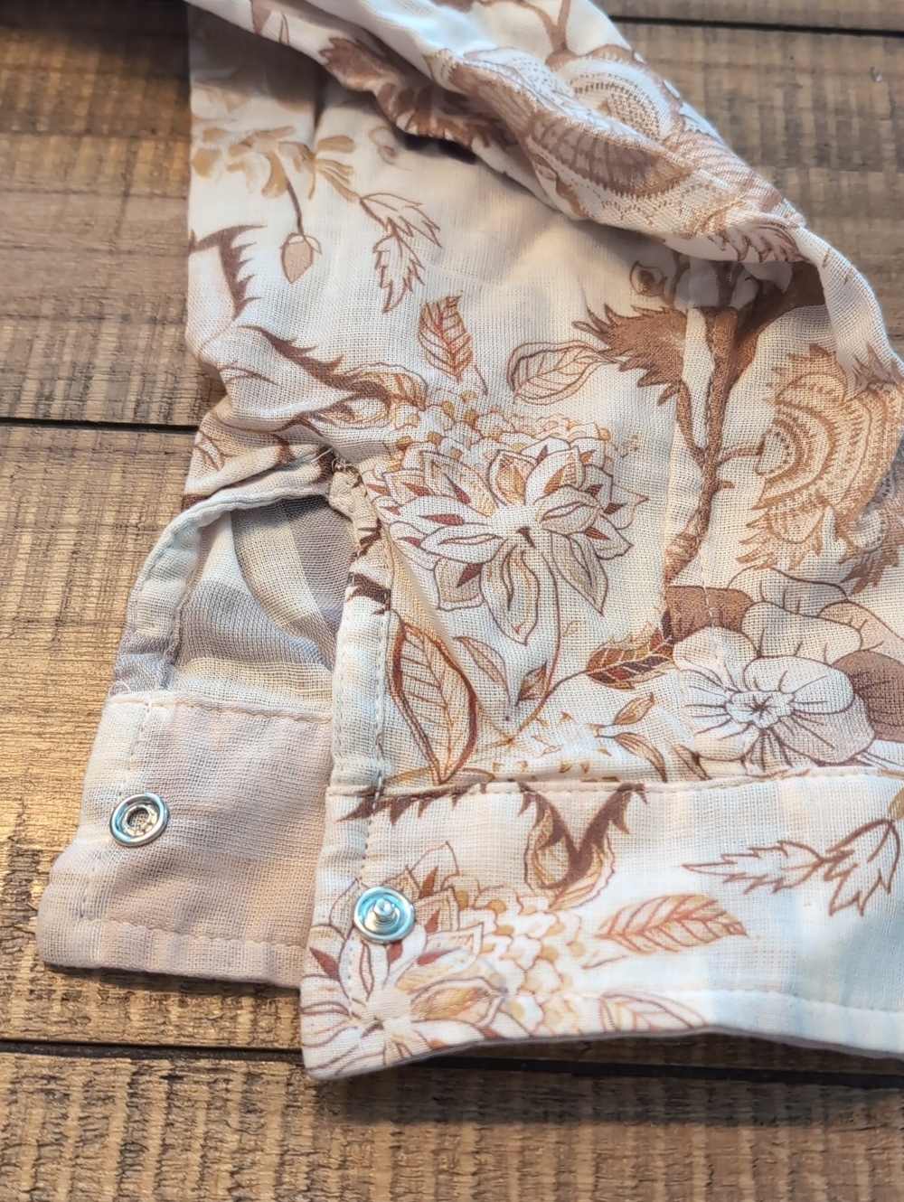 Lucky & Coco Simone Gauze Button Down Shirt - XL - Picture 4 of 6